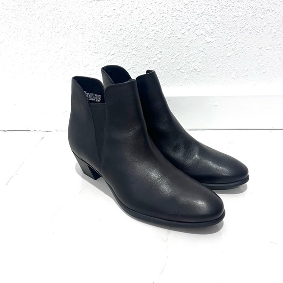 Munro Classic Jackson Chelsea Boots in black leather Ankle Boots 9.5 - Picture 1 of 10